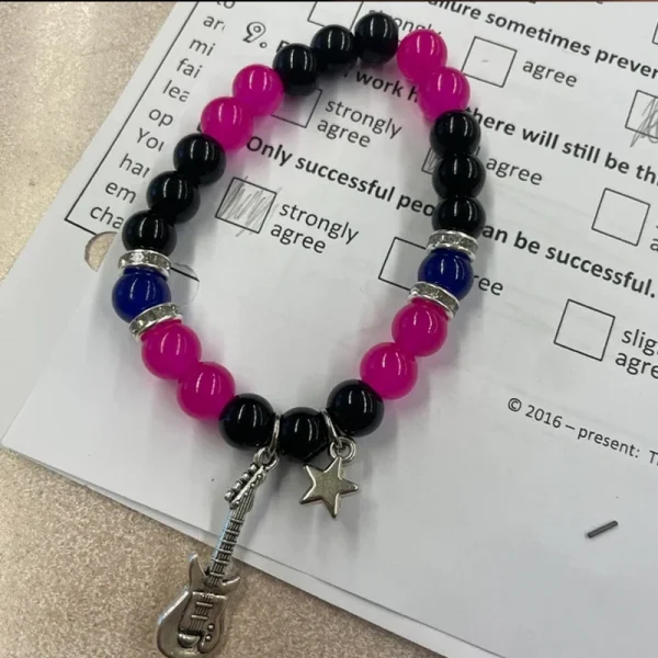 2pcs/set Fashion Couple Beads Bracelet Tv Girl Matching Bracelets Who Really Cares Album Inspired Bracelets Friends Jewelry - Image 5
